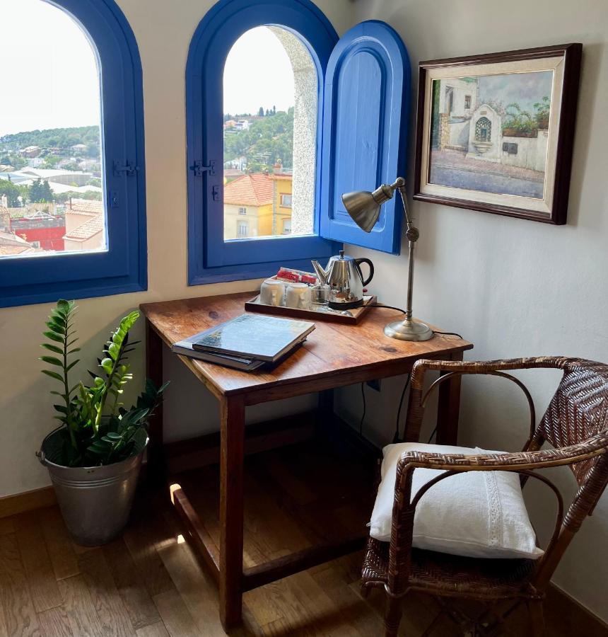 Hostal De La Placa - Hotel Boutique Кабрилс Екстериор снимка